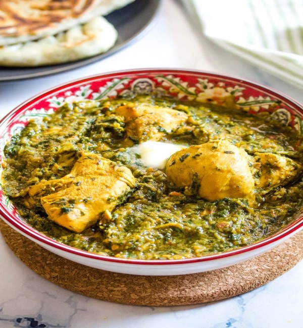 Chicken Palak In Ontario ca, Chicken Palak near me, chicken spinach curry, Indian chicken curry, healthy Indian dishes